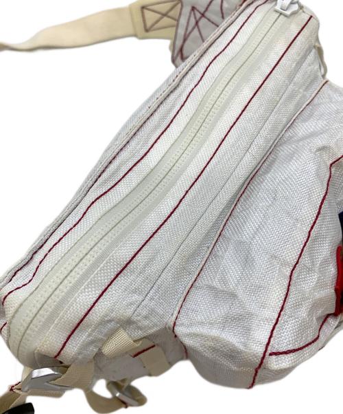 NIKE（ナイキ）NIKE (ナイキ) Tom Sachs (トム・サックス) NIKECRAFT Exploding Poncho ホワイトの古着・服飾アイテム