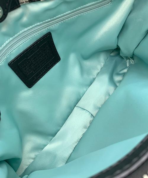 COACH（コーチ）COACH (コーチ) ハンプトンズ シグネチャー ブラック×グレーの古着・服飾アイテム
