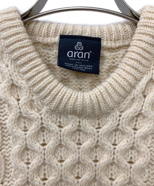 aran WOOLLEN MILLS（アラン ウーレンミルズ）aran WOOLLEN MILLS (アラン ウーレンミルズ) ケーブルニット アイボリー サイズ:Sの古着・服飾アイテム