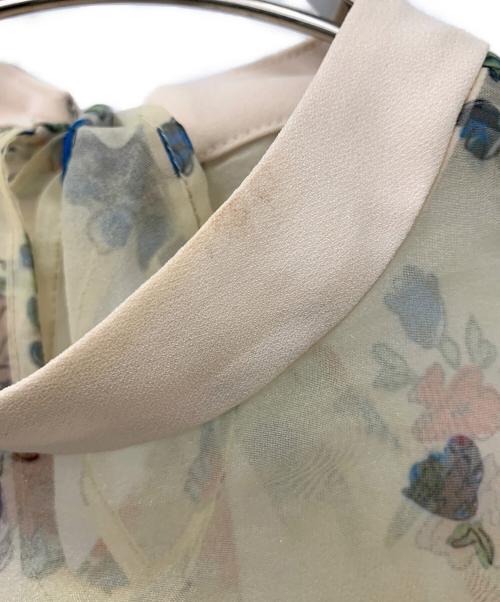 Lily Brown（リリーブラウン）Lily Brown (リリーブラウン) シアーフラワートップス ベージュ サイズ:Fの古着・服飾アイテム