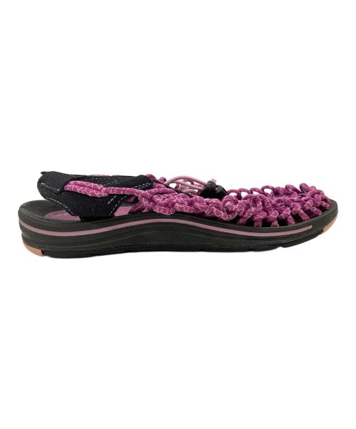 KEEN（キーン）KEEN (キーン) サンダル ユニーク ブラック×ピンク サイズ:24.5の古着・服飾アイテム