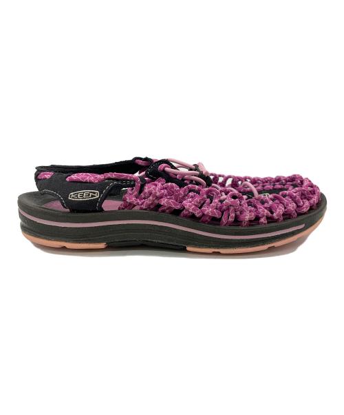 KEEN（キーン）KEEN (キーン) サンダル ユニーク ブラック×ピンク サイズ:24.5の古着・服飾アイテム