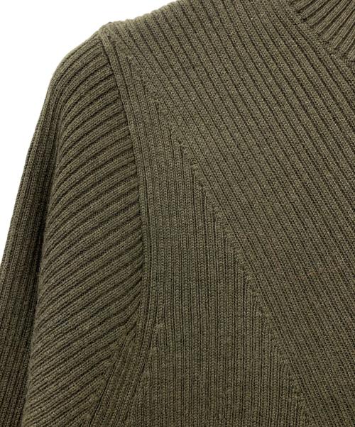 crewre（クルーレ）crewre (クルーレ) フロントフライニットワンピース カーキ サイズ:3の古着・服飾アイテム