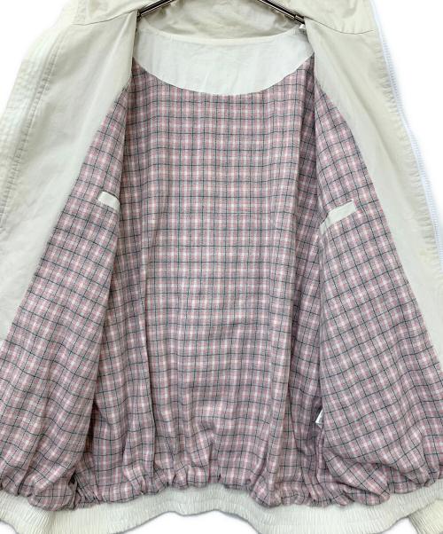 FUCKING AWESOME（ファッキンオーサム）FUCKING AWESOME (ファッキンオーサム) SHIT EVERY WHERE JACKET ホワイト サイズ:Lの古着・服飾アイテム