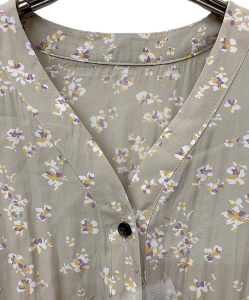 SHIPS（シップス）SHIPS (シップス) 長袖ワンピース ベージュ サイズ:36の古着・服飾アイテム