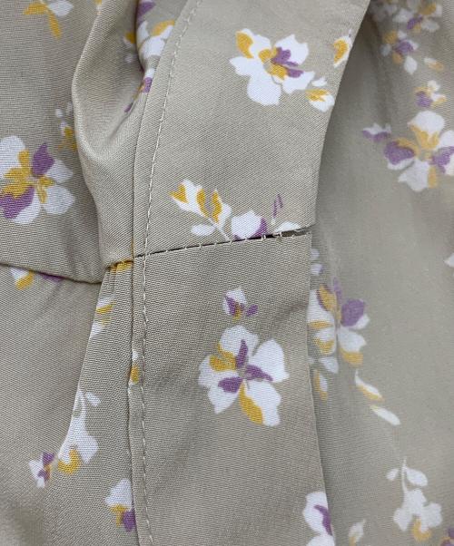 SHIPS（シップス）SHIPS (シップス) 長袖ワンピース ベージュ サイズ:36の古着・服飾アイテム