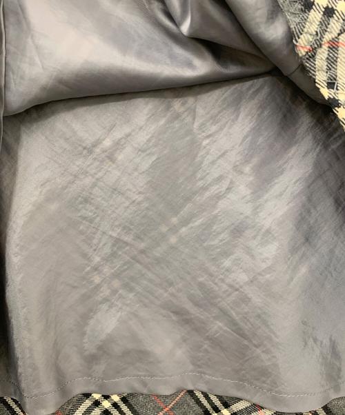 BURBERRY BLUE LABEL（バーバリー ブルー レーベル）BURBERRY BLUE LABEL (バーバリー ブルー レーベル) チェックスカート グレー サイズ:36の古着・服飾アイテム
