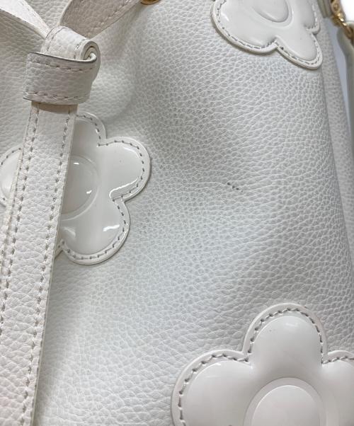 MARY QUANT（マリークヮント）MARY QUANT (マリークヮント) ViS (ビス) デイジーハートトートバッグ ホワイトの古着・服飾アイテム