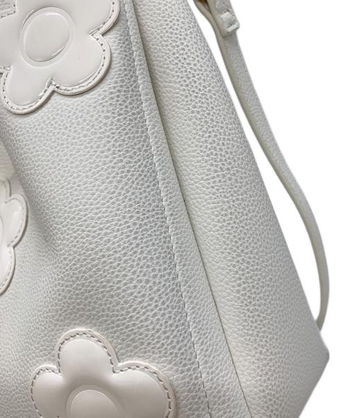 MARY QUANT（マリークヮント）MARY QUANT (マリークヮント) ViS (ビス) デイジーハートトートバッグ ホワイトの古着・服飾アイテム