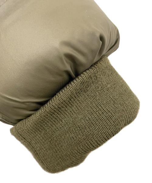 Pyrenex（ピレネックス）Pyrenex (ピレネックス) CHALONダウンジャケット カーキ サイズ:JP Lの古着・服飾アイテム