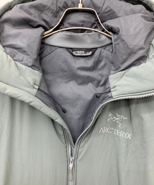 ARC'TERYX（アークテリクス）ARC'TERYX (アークテリクス) ATOM AR HOODY グレー サイズ:Sの古着・服飾アイテム