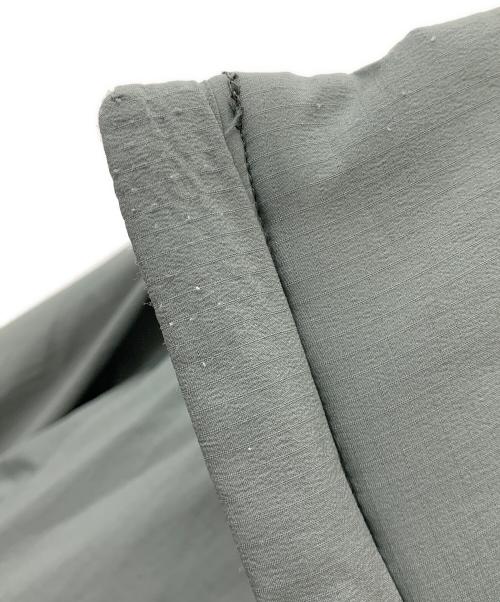 ARC'TERYX（アークテリクス）ARC'TERYX (アークテリクス) ATOM AR HOODY グレー サイズ:Sの古着・服飾アイテム