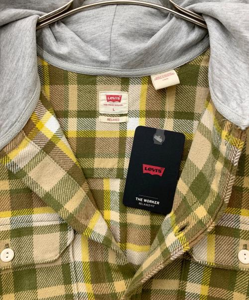 LEVI'S（リーバイス）LEVI'S (リーバイス) フーディ長袖シャツ イエロー サイズ:XLの古着・服飾アイテム