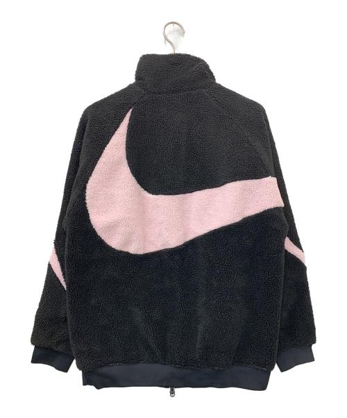 NIKE（ナイキ）NIKE (ナイキ) BIG SWOOSH BOA JACKET ブラック×ピンク サイズ:L 未使用品の古着・服飾アイテム