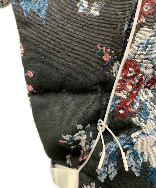 KITH（キス）KITH (キス) fleur puffer jacket ブラック サイズ:Mの古着・服飾アイテム