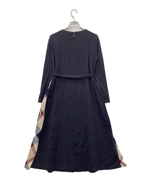 BLUE LABEL CRESTBRIDGE（ブルーレーベルクレストブリッジ）BLUE LABEL CRESTBRIDGE (ブルーレーベルクレストブリッジ) 長袖ワンピース ブラック サイズ:38の古着・服飾アイテム