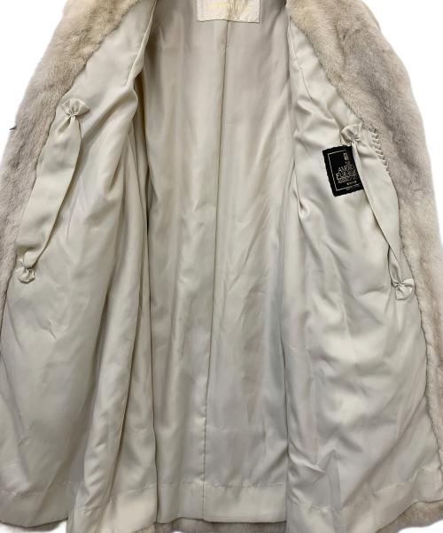 CARVEN FURS（カルヴェンファー）carven furs (カルヴェンファー) ファーコート ベージュ サイズ:不明の古着・服飾アイテム
