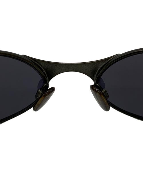 OAKLEY（オークリー）OAKLEY (オークリー) オーバルサングラスの古着・服飾アイテム