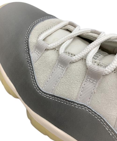 NIKE（ナイキ）NIKE (ナイキ) AIR JORDAN 11 RETRO LIGHT BONE ホワイト×グレー サイズ:29.5の古着・服飾アイテム