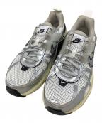 NIKEナイキ）の古着「V2K Run Shoes」｜ホワイト×シルバー
