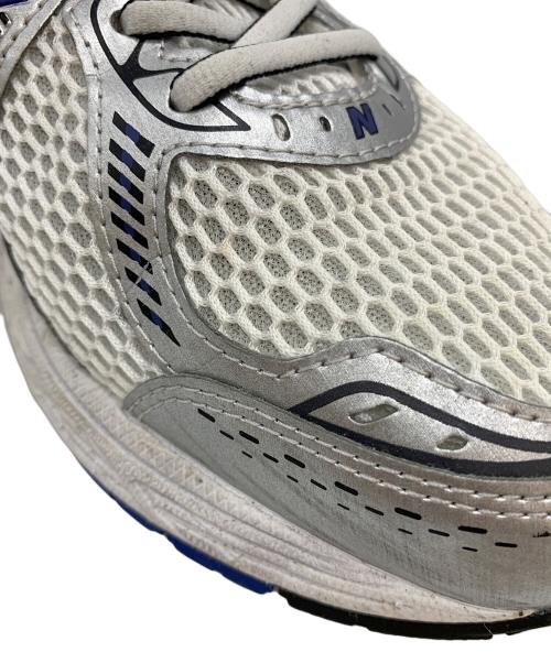 NEW BALANCE（ニューバランス）NEW BALANCE (ニューバランス) スニーカー ホワイト×ブルー サイズ:26.5の古着・服飾アイテム