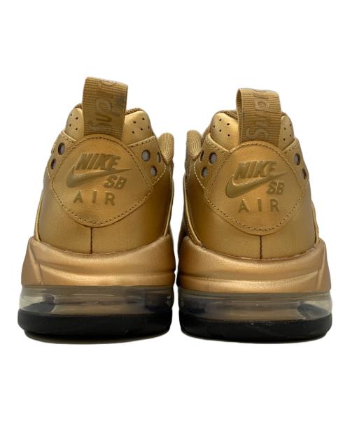NIKE SB（ナイキエスビー）NIKE SB (ナイキエスビー) Supreme (シュプリーム) スニーカー ゴールド サイズ:25の古着・服飾アイテム