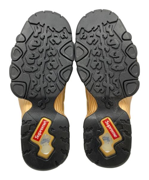 NIKE SB（ナイキエスビー）NIKE SB (ナイキエスビー) Supreme (シュプリーム) スニーカー ゴールド サイズ:25の古着・服飾アイテム