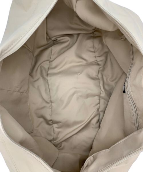 THE NORTH FACE（ザ ノース フェイス）THE NORTH FACE (ザ ノース フェイス) ショルダーバッグ ベージュの古着・服飾アイテム