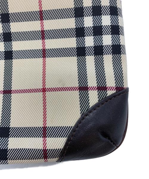 BURBERRY（バーバリー）BURBERRY (バーバリー) ノバチェック フラップショルダーバッグ ベージュの古着・服飾アイテム