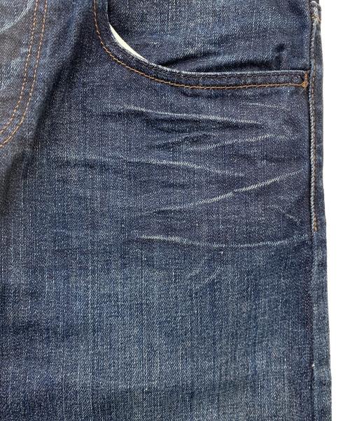 LEVI'S（リーバイス）LEVI'S (リーバイス) TRUE STRAIGHT インディゴ サイズ:W31×L32の古着・服飾アイテム