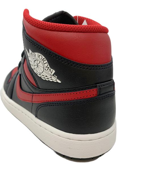 NIKE（ナイキ）NIKE (ナイキ) AIR JORDAN 1 MID ブラック×レッド サイズ:27.5の古着・服飾アイテム