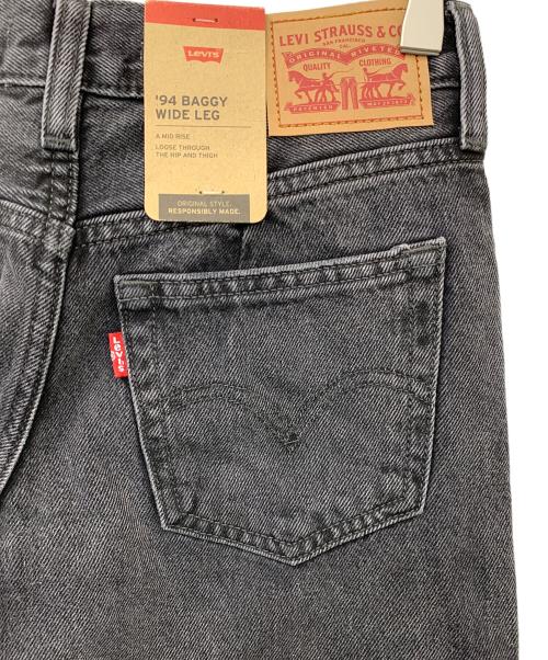 LEVI'S（リーバイス）LEVI'S (リーバイス) 94 BAGGY WIDE LEG Where's My Phone バギー ワイドストレート デニム ブラック サイズ:61cm(W24) 未使用品の古着・服飾アイテム