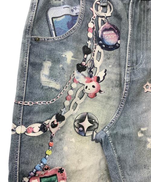 DND4DES（ディーエヌディーフォーデス）DND4DES (ディーエヌディーフォーデス) Y2K Cartoon Pendants Print Pants ブルー サイズ:Mの古着・服飾アイテム