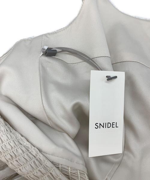 Snidel（スナイデル）Snidel (スナイデル) デザインベロアミニドレス グレー 未使用品の古着・服飾アイテム
