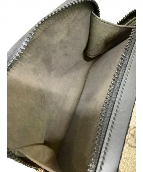 GUCCI（グッチ）GUCCI (グッチ) スモールバックパック ベージュ×ブラック GGシュプリーム 429020 493075の古着・服飾アイテム