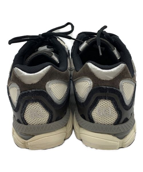 asics（アシックス）asics (アシックス) ローカットスニーカー ブラック×グレー サイズ:29の古着・服飾アイテム