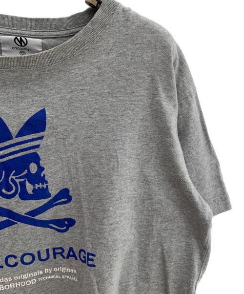 adidas（アディダス）adidas (アディダス) NEIGHBORHOOD (ネイバーフッド) Tシャツ グレー サイズ:XLの古着・服飾アイテム