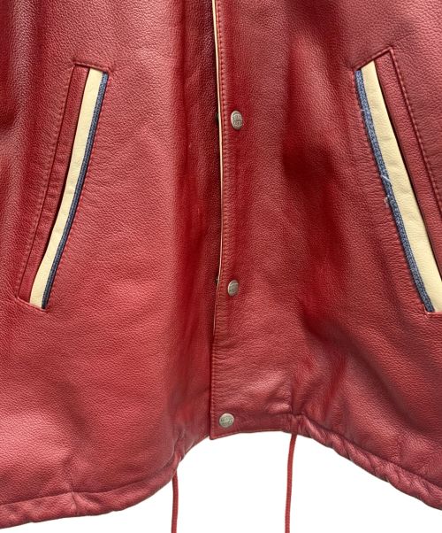 AVIREX（アヴィレックス）AVIREX (アヴィレックス) ゴラーズジャケット リバイバル ベージュ×レッド サイズ:XLの古着・服飾アイテム
