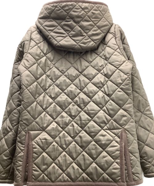 LAVENHAM（ラベンハム）LAVENHAM (ラベンハム) キルティングコート ベージュ サイズ:Ｍの古着・服飾アイテム