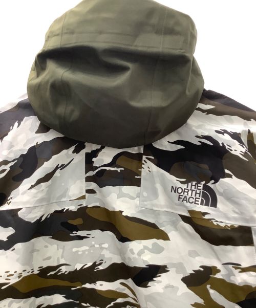 THE NORTH FACE（ザ ノース フェイス）THE NORTH FACE (ザ ノース フェイス) フューチャーライトエーキャドジャケット グリーン×ホワイト サイズ:Ｓの古着・服飾アイテム