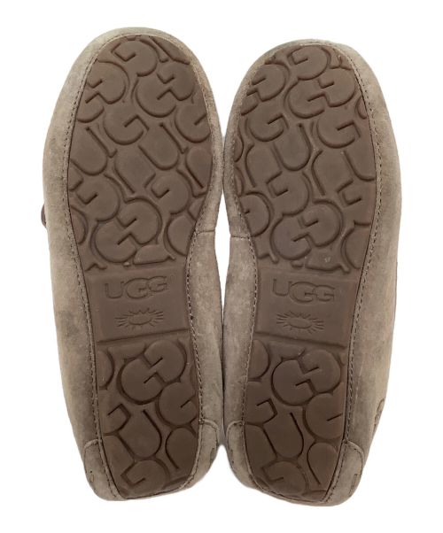 UGG（アグ）UGG (アグ) モカシンシューズ ベージュ サイズ:23の古着・服飾アイテム