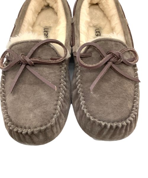 UGG（アグ）UGG (アグ) モカシンシューズ ベージュ サイズ:23の古着・服飾アイテム