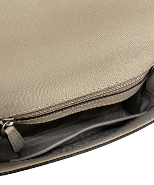 MICHAEL KORS（マイケル・コース）MICHAEL KORS (マイケル・コース) ショルダーバッグ グレーの古着・服飾アイテム