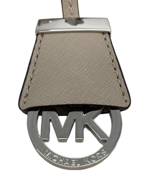 MICHAEL KORS（マイケル・コース）MICHAEL KORS (マイケル・コース) ショルダーバッグ グレーの古着・服飾アイテム