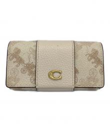 COACH（コーチ）の古着「6連キーケース」｜ベージュ×ホワイト