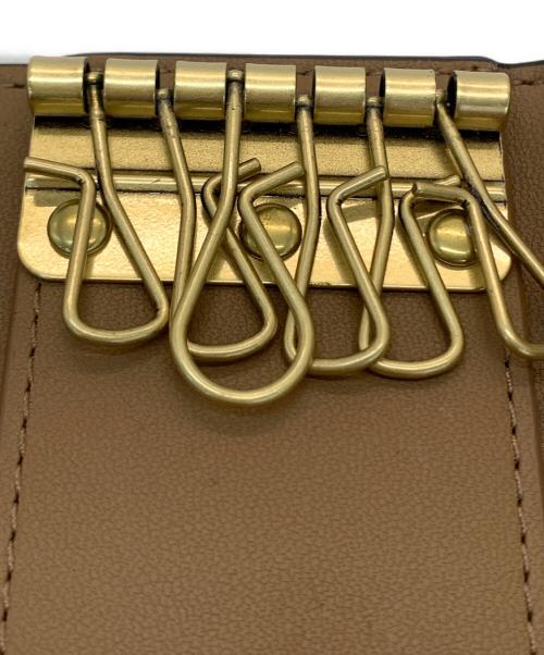 COACH（コーチ）COACH (コーチ) 6連キーケース ベージュ×ホワイトの古着・服飾アイテム