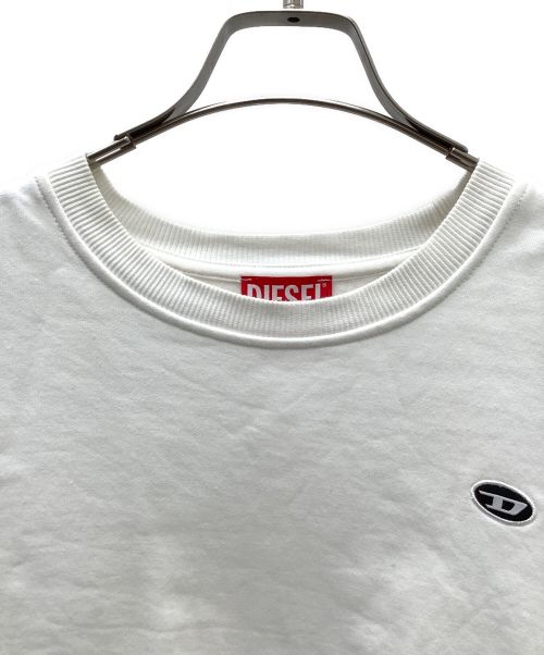 DIESEL（ディーゼル）DIESEL (ディーゼル) クルーネックスウェット ホワイト サイズ:Ｍの古着・服飾アイテム