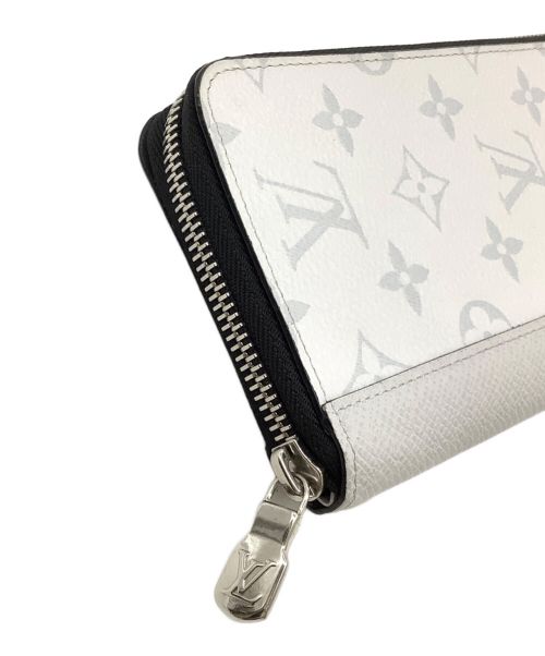 LOUIS VUITTON（ルイ ヴィトン）LOUIS VUITTON (ルイ ヴィトン) ジッピーウォレット・ヴェルティカル グレーの古着・服飾アイテム