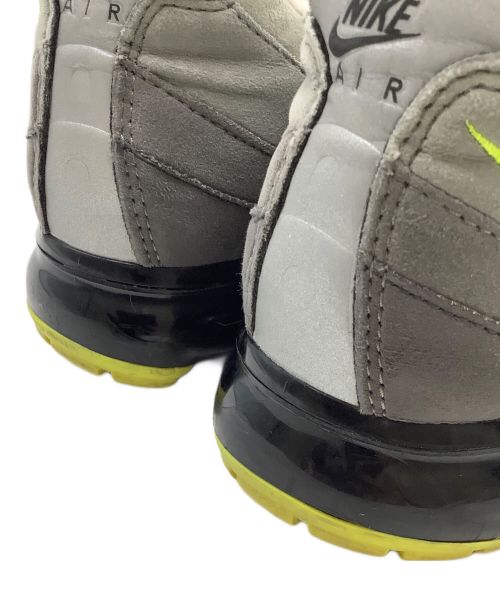 NIKE（ナイキ）NIKE (ナイキ) スニーカー イエロー×グレー サイズ:25.5の古着・服飾アイテム