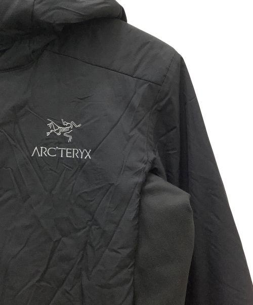 ARC'TERYX（アークテリクス）ARC'TERYX (アークテリクス) アトムフーディ ブラック サイズ:XSの古着・服飾アイテム